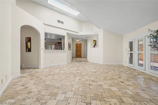 7159 Mission Hills DR, Las Vegas, NV 89113