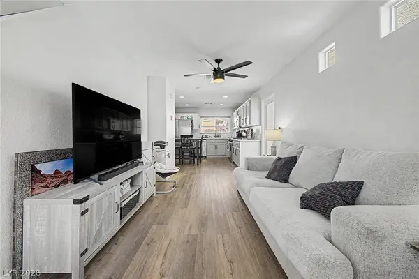 5208 Paradise Valley AVE, Las Vegas, NV 89156
