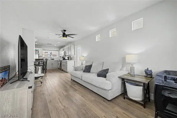 5208 Paradise Valley AVE, Las Vegas, NV 89156