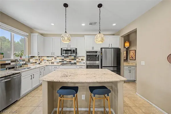 3939 Catlyn Woods AVE, Las Vegas, NV 89141