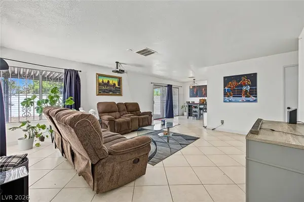 6992 Quarry DR, Las Vegas, NV 89147