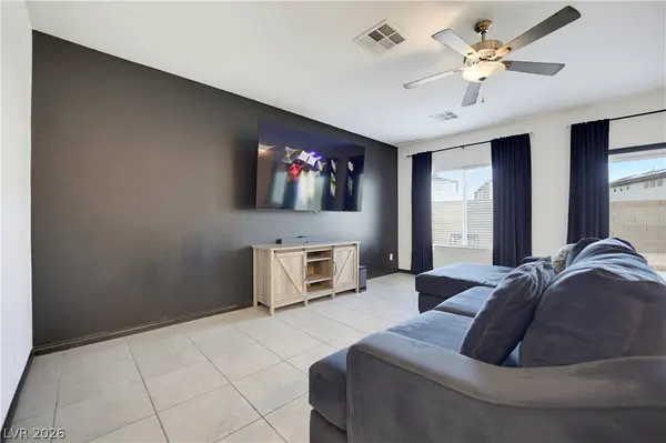 942 Twincrest AVE, North Las Vegas, NV 89032