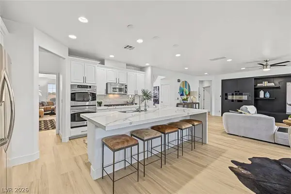 379 Autumn Hue AVE, Las Vegas, NV 89123