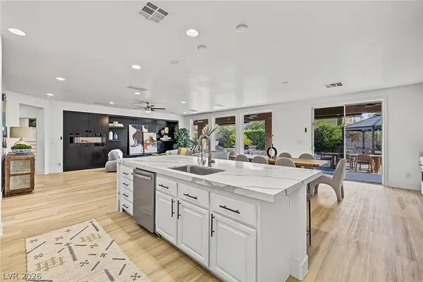 379 Autumn Hue AVE, Las Vegas, NV 89123