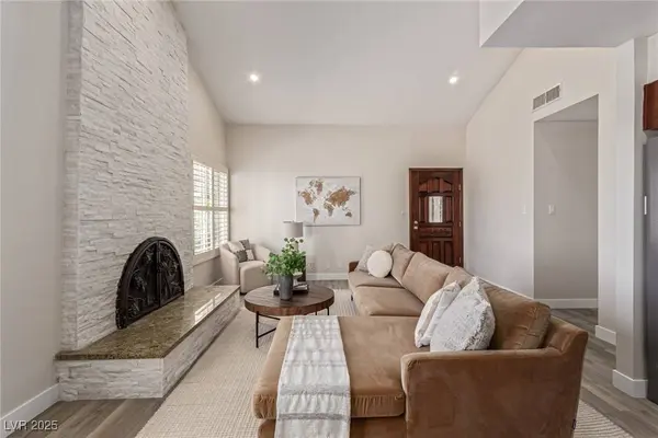 3971 Lariat CT, Las Vegas, NV 89121