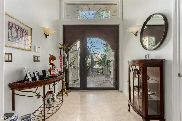 2033 Winter Wind ST, Las Vegas, NV 89134