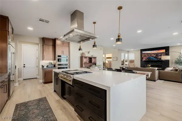 436 Crown Mesa AVE, Las Vegas, NV 89138