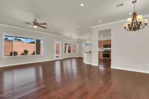 2074 Mountain City Street, Henderson, NV 89052