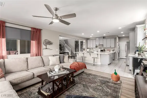 813 Bluebird Hill AVE, North Las Vegas, NV 89084