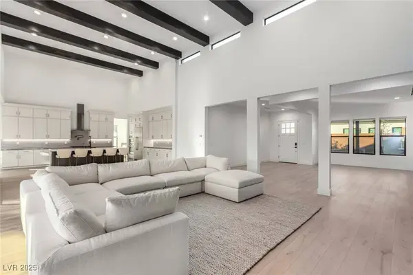 5725 El Royale CT, Las Vegas, NV 89149