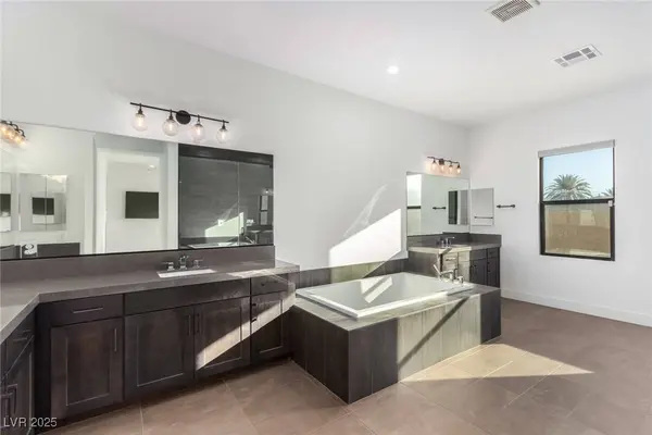 5725 El Royale CT, Las Vegas, NV 89149