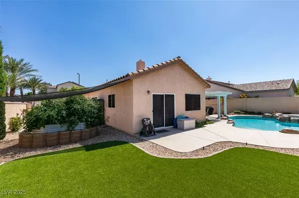 2200 Valley Heights AVE, Henderson, NV 89052