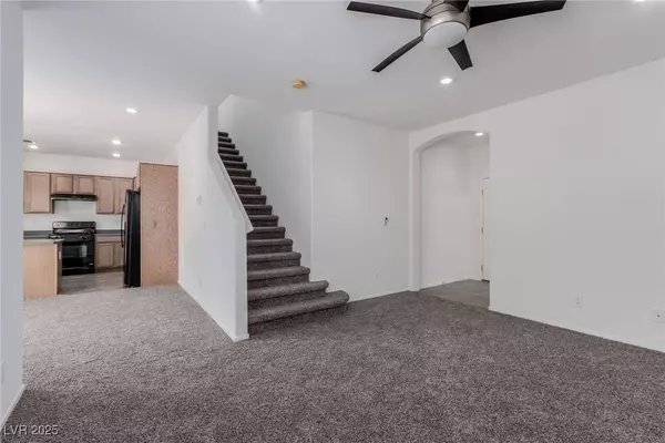 8791 Brilliant Star DR, Las Vegas, NV 89178