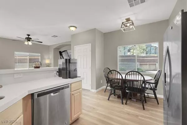 6559 Tumbleweed Ridge LN #102, Henderson, NV 89011