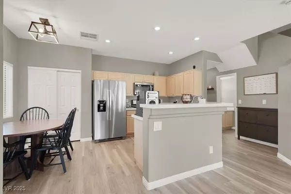 6559 Tumbleweed Ridge LN #102, Henderson, NV 89011