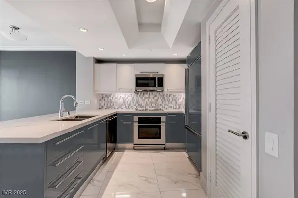 222 Karen AVE #1904, Las Vegas, NV 89109