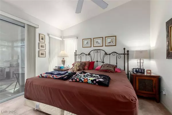 1532 Waterton DR, Las Vegas, NV 89144