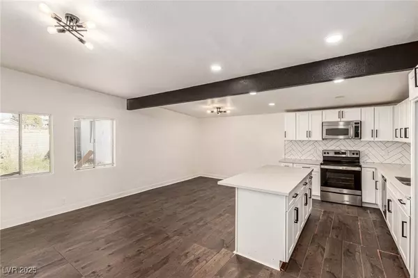 3220 Stanley AVE, North Las Vegas, NV 89030