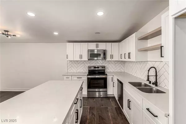 3220 Stanley AVE, North Las Vegas, NV 89030