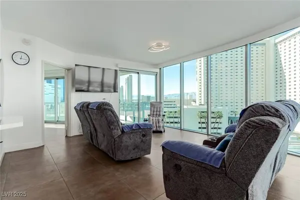 222 Karen AVE #708, Las Vegas, NV 89109