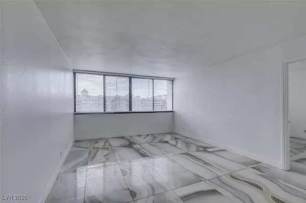 3930 University Center DR #306, Las Vegas, NV 89119