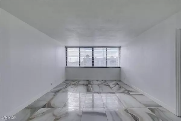 3930 University Center DR #306, Las Vegas, NV 89119