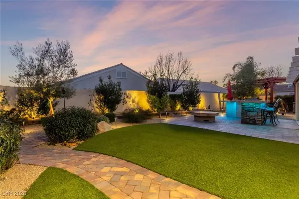 6117 Rum Runner DR, Las Vegas, NV 89130