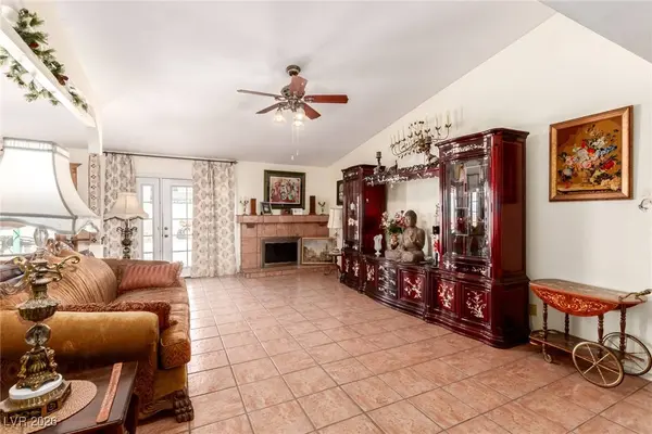6308 Brea BLVD, Las Vegas, NV 89118