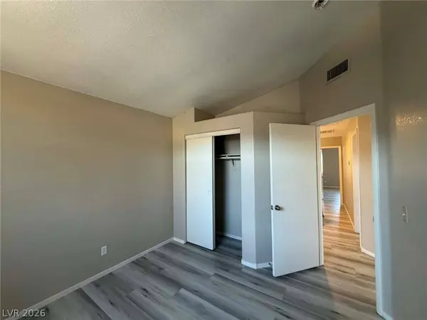 2769 Desert Stream CT, Las Vegas, NV 89156
