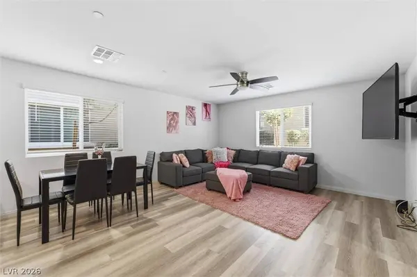 2845 Copper Wind LN #5, Las Vegas, NV 89183