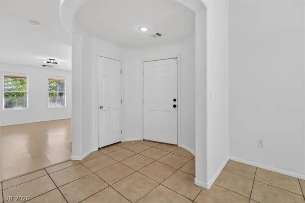 5629 Vassar Meadow ST, Las Vegas, NV 89148