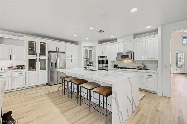 379 Autumn Hue AVE, Las Vegas, NV 89123