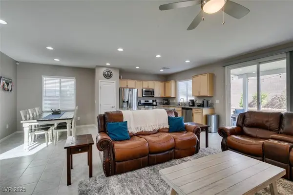 2928 Sunday Silence RD, North Las Vegas, NV 89086