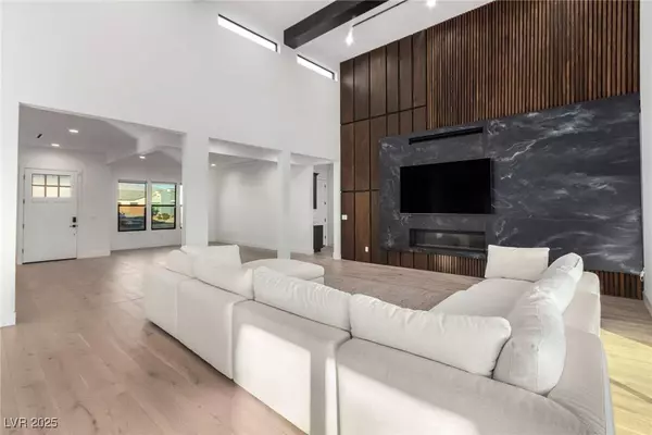 5725 El Royale CT, Las Vegas, NV 89149