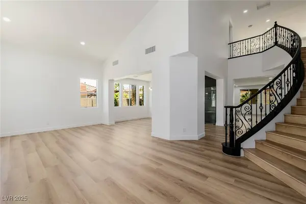 6214 Ebony Legends AVE, Las Vegas, NV 89131