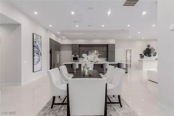 7062 Maverick ST, Las Vegas, NV 89131