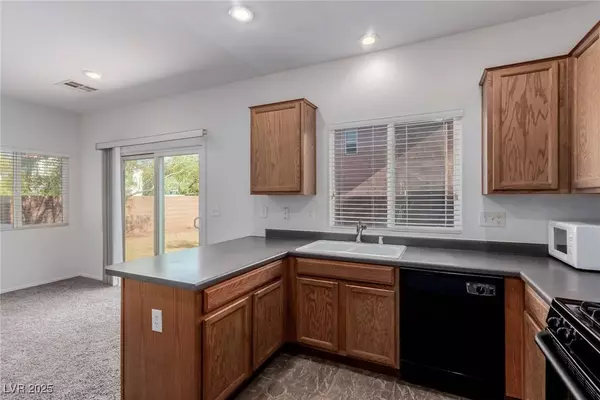 8791 Brilliant Star DR, Las Vegas, NV 89178