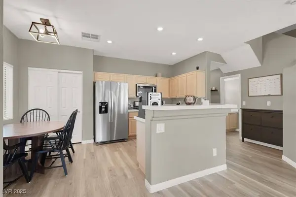 6559 Tumbleweed Ridge LN #102, Henderson, NV 89011