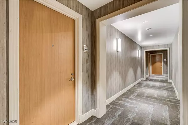 222 Karen AVE #1904, Las Vegas, NV 89109