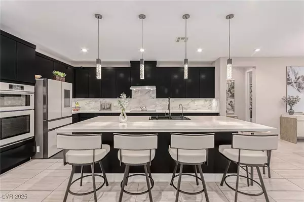 9770 Hiking AVE, Las Vegas, NV 89166