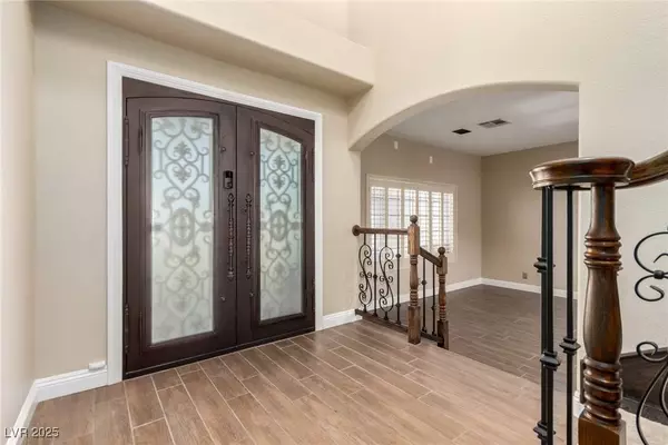 2925 Mondavi CT, Las Vegas, NV 89117