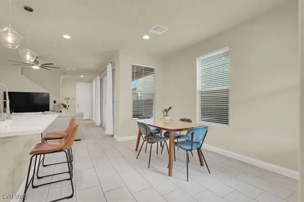 549 Tokopah Falls ST, Las Vegas, NV 89138