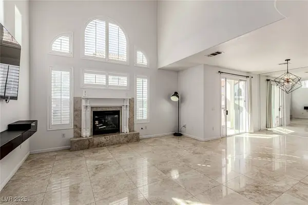 8779 Villa La Rae AVE, Las Vegas, NV 89147