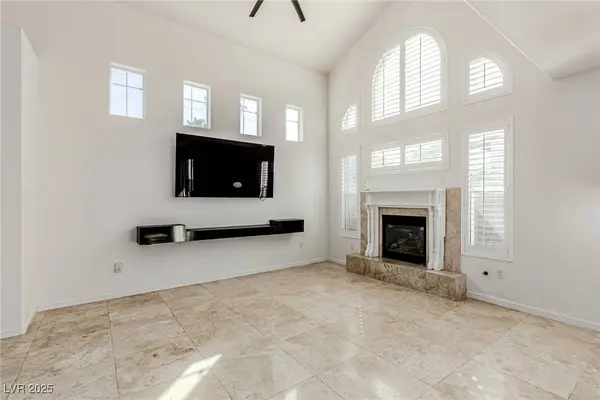 8779 Villa La Rae AVE, Las Vegas, NV 89147