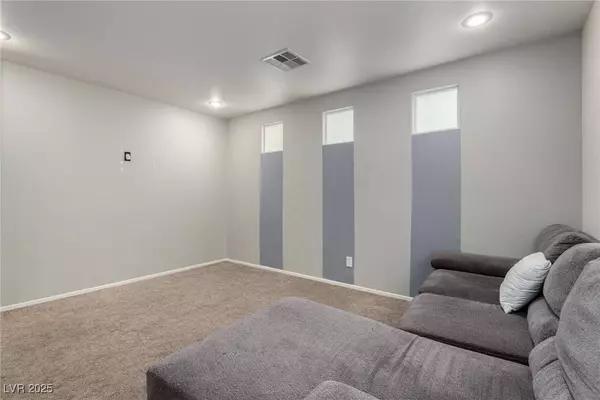 10376 Mint Leaves ST, Las Vegas, NV 89183