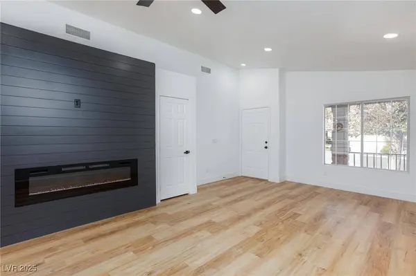 37 Tanglewood DR, Henderson, NV 89012