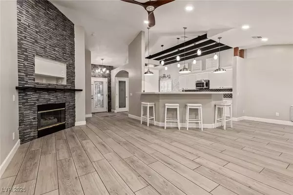 5929 White Coconut CT, North Las Vegas, NV 89031