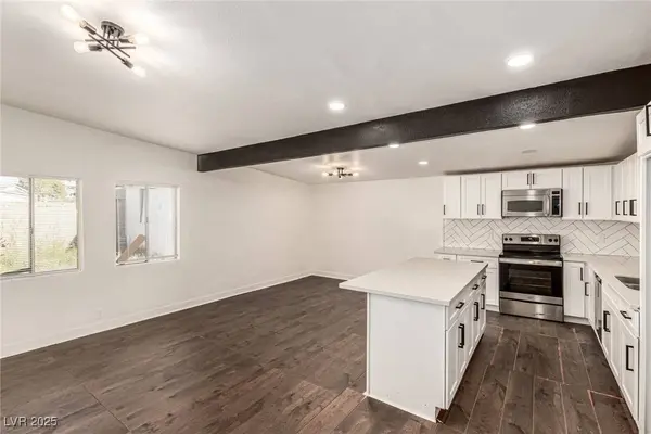 3220 Stanley AVE, North Las Vegas, NV 89030