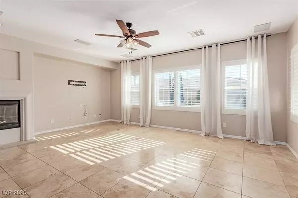 7301 Royal Melbourne DR, Las Vegas, NV 89131