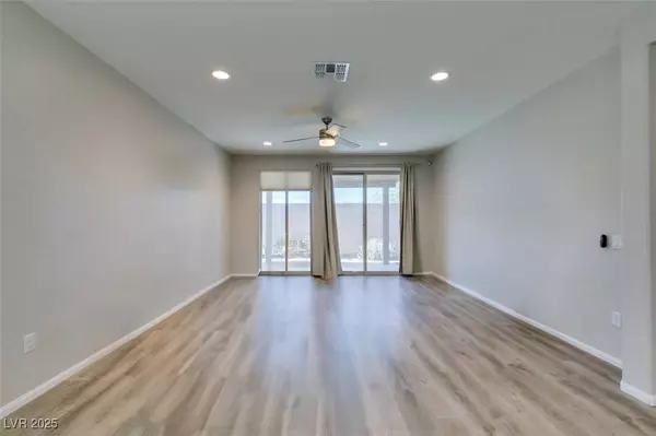 221 Mountain Cedar CT, North Las Vegas, NV 89031